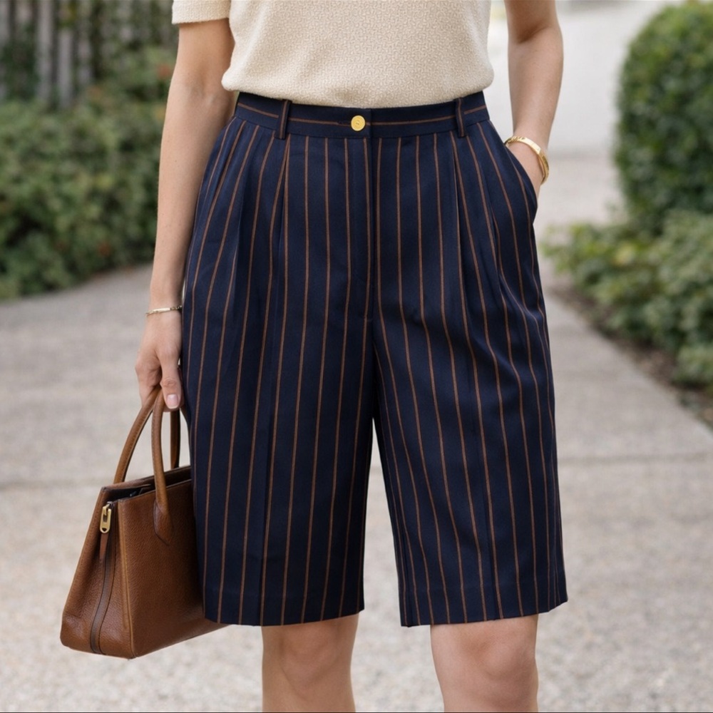 VTG Liz Claiborne Navy Pinstripe Bermuda Shorts Pleated High Waist Preppy